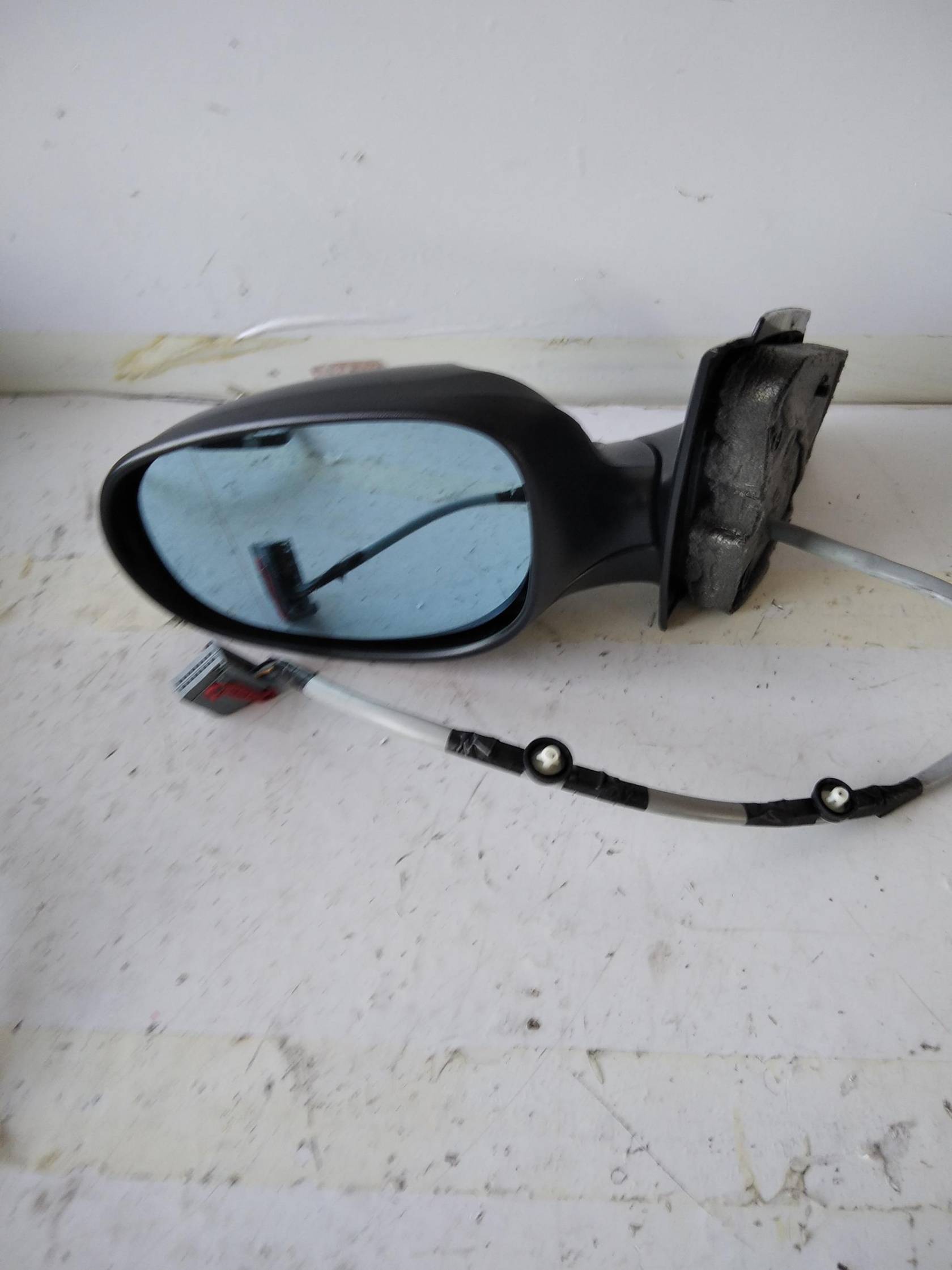 Retrovisore est. regolaz. elettr. sx.